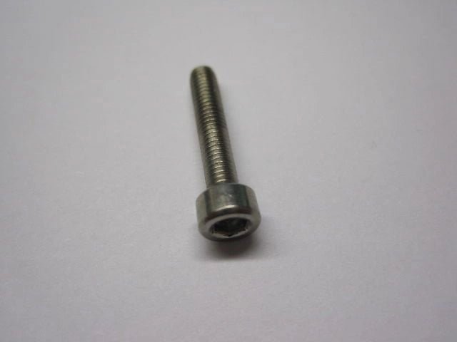 019 - 01 - 083_Fastener Standard (Metric): Screw (M3 X 16mm) SHCS Patchlock