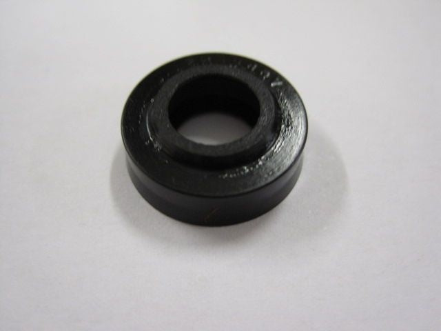 036 - 01 - 004 - A_Seals: U - cup, H [ 0.375 Shaft] 4181 Nitrile durometer 70