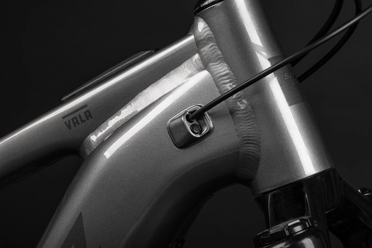 Santa Cruz Vala AL 70 MTB E-Bike (2026) | Gloss Lunar Gray